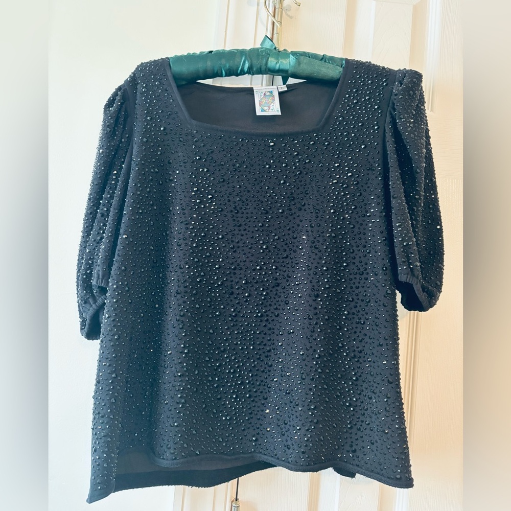 QOS sequin top